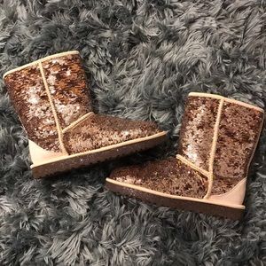 Sequins UGG boots!